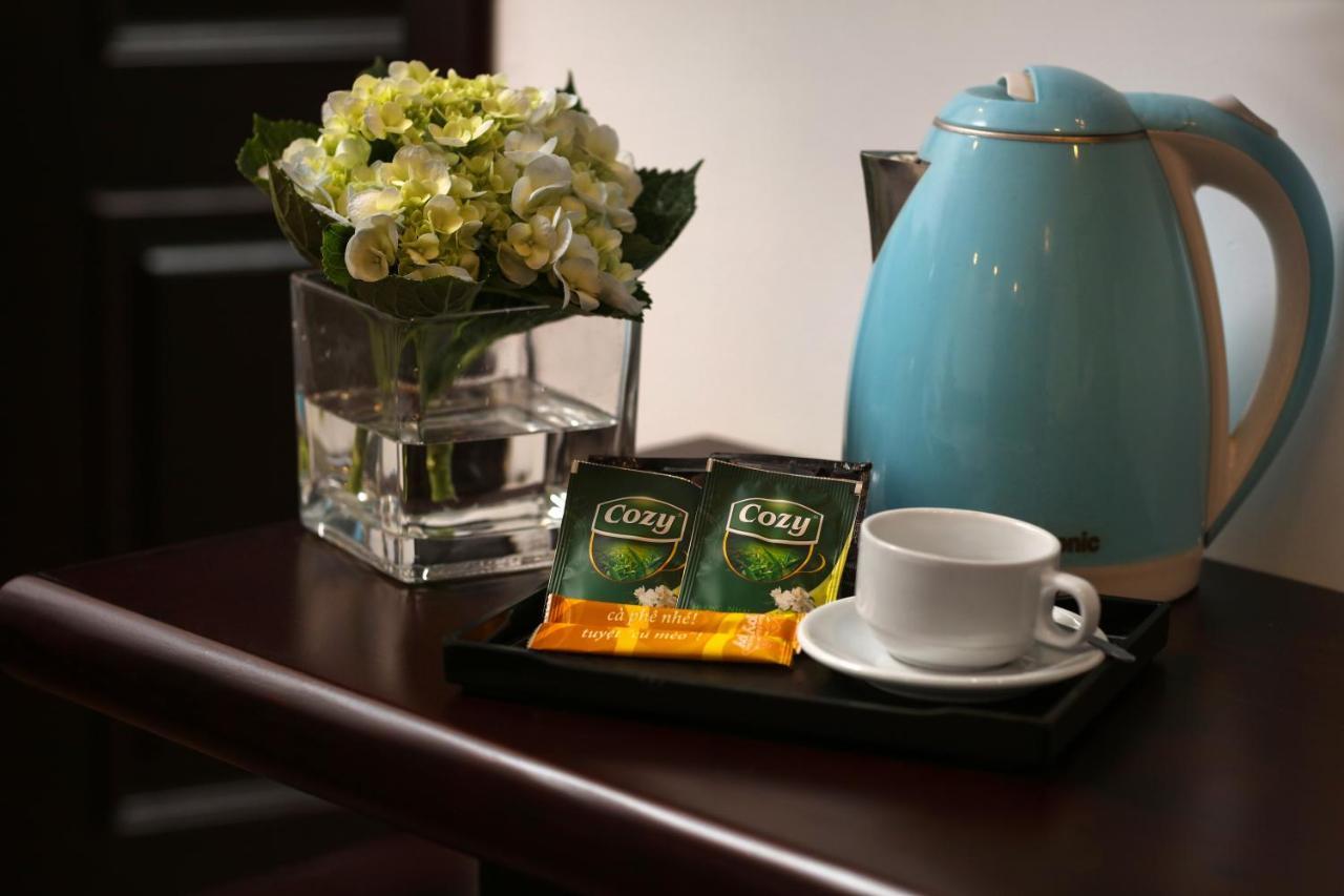 Duc Trong Hotel Ханой Екстериор снимка